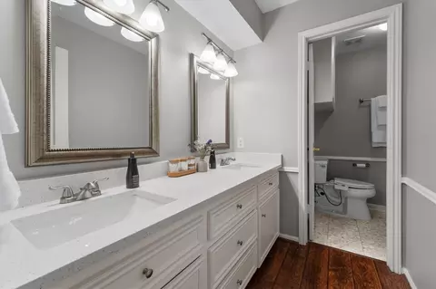 Bath - 9507 Oxted Ln, Spring, TX 77379 photo 1 of 2