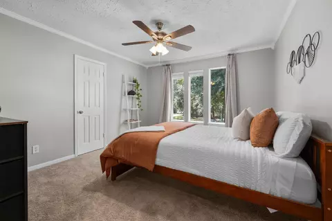 Bedroom - 9507 Oxted Ln, Spring, TX 77379 photo 5 of 6