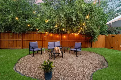 Exterior - 9507 Oxted Ln, Spring, TX 77379 photo 4 of 8