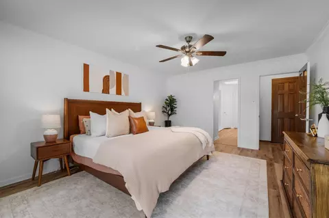 Bedroom - 9507 Oxted Ln, Spring, TX 77379 photo 3 of 6