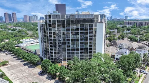 1111 Bering Dr #202, Houston, TX 77057