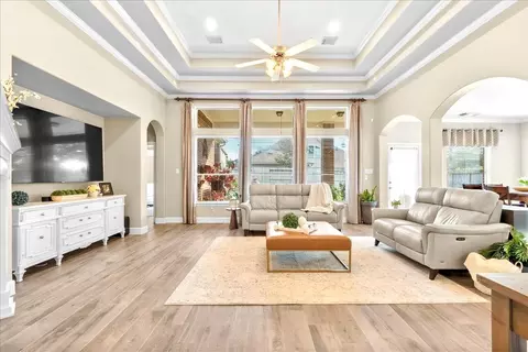 2500 Rockygate Ln, Friendswood, TX 77546