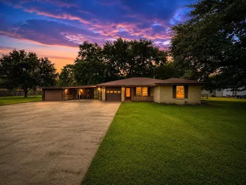 12711 Britt Rd, Pearland, TX 77581