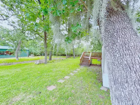 Exterior - 8 River Dr, Trinity, TX 75862 photo 5 of 10