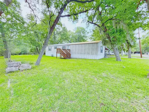 Exterior - 8 River Dr, Trinity, TX 75862 photo 10 of 10