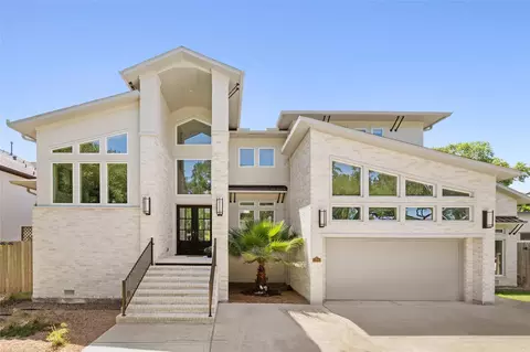 2215 Macarthur St, Houston, TX 77030
