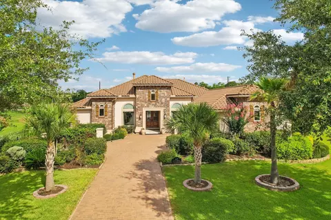 1019 Grand Estates Dr, Richmond, TX 77469