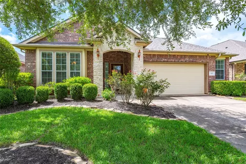 2871 Milano Ln, League City, TX 77573