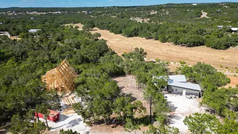 385 Ridge Wood Trl, Canyon Lake, TX 78133