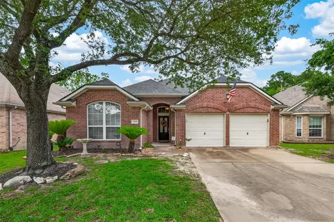 11818 Leaf Oak Dr, Houston, TX 77065