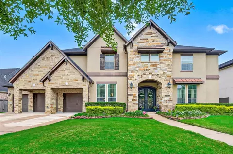 5323 Lockwood Bend Ln, Sugar Land, TX 77479