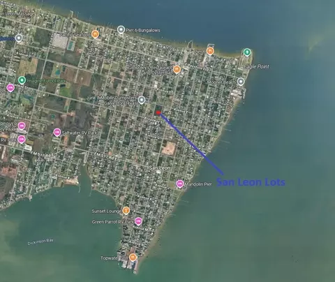 558 10th St, San Leon, TX 77539