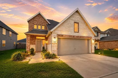 6126 Prince Place Dr, Rosenberg, TX 77471