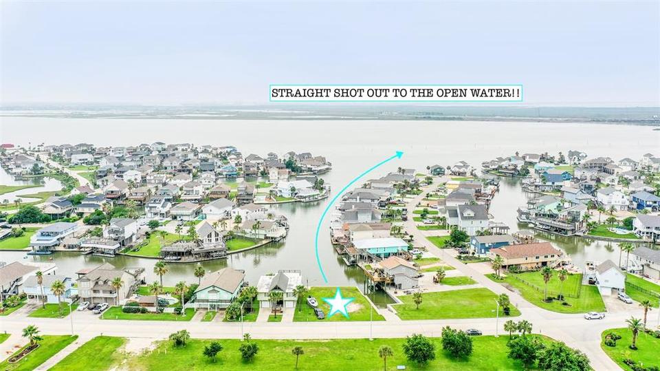 1212 Tiki Dr, Tiki Island, TX 77554 8 Photos MLS 50996568 Movoto