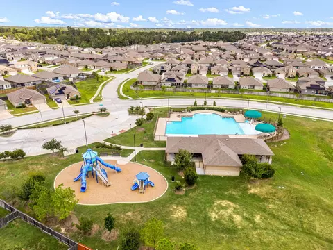 View/Area - 23119 Rivercane Shadow Trl, Spring, TX 77373 photo 6 of 6