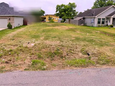 8125 Cannon St, Houston, TX 77051