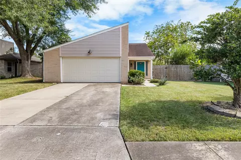 Exterior - 309 Cole St, Webster, TX 77598 photo 4 of 8