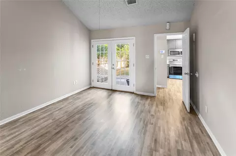 Living - 309 Cole St, Webster, TX 77598 photo 6 of 7