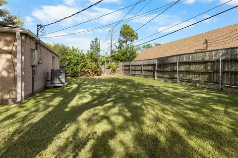 Exterior - 309 Cole St, Webster, TX 77598 photo 8 of 8