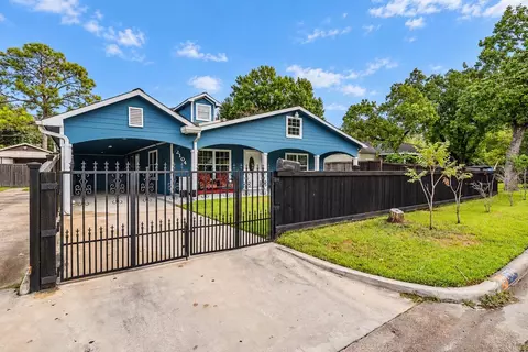 2104 6th St, Galena Park, TX 77547