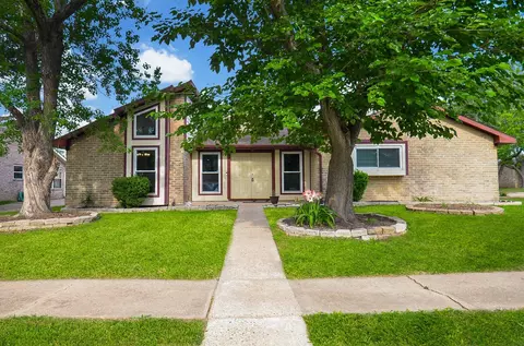 21110 Park Tree Ln, Katy, TX 77450
