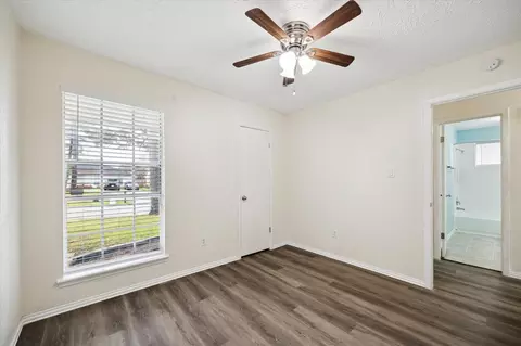 Bedroom - 5815 Bridgegate Dr, Spring, TX 77373 photo 2 of 3