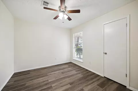 Bedroom - 5815 Bridgegate Dr, Spring, TX 77373 photo 3 of 3