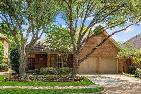 1327 Mission Chase Dr, Houston, TX 77077