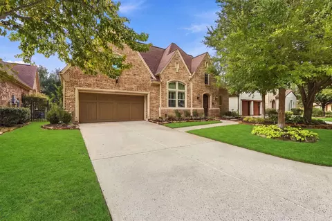 51 Woodglade Way, The Woodlands, TX 77375