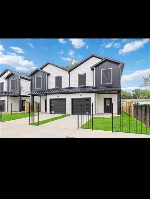 6734 Paris St #A-B, Houston, TX 77021