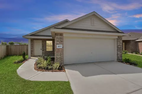 4103 Neches Bend Dr, Baytown, TX 77521