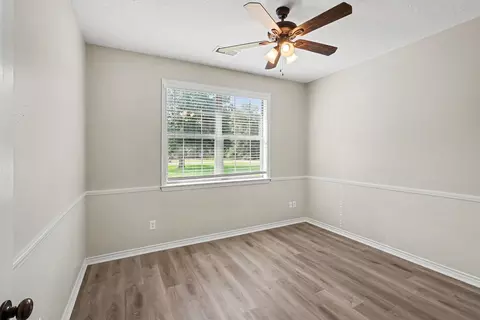 Bedroom - 16109 Mcqueen Rd, Conroe, TX 77302 photo 1 of 4