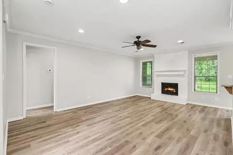Living - 16109 Mcqueen Rd, Conroe, TX 77302 photo 2 of 5