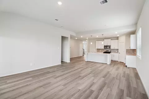 Living - 16270 Parish Pointe Ct, Conroe, TX 77302 photo 1 of 7