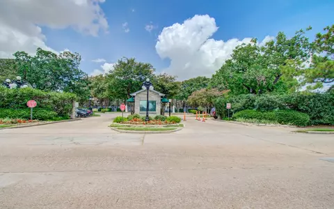 6000 Reims Rd #3706, Houston, TX 77036