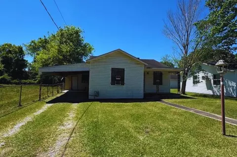 3285 Texas St, Beaumont, TX 77703