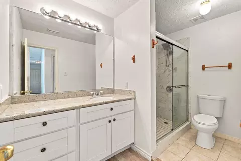 Bath - 24007 Floragate Dr, Spring, TX 77373 photo 3 of 4