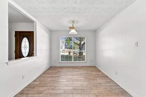 Living - 24007 Floragate Dr, Spring, TX 77373 photo 2 of 10