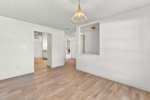 Living - 24007 Floragate Dr, Spring, TX 77373 photo 3 of 10