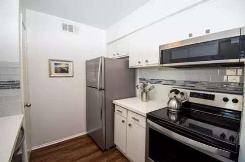 3300 Pebblebrook Dr #48, Seabrook, TX 77586