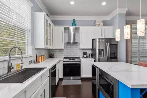 3103 Clearview Cir, Houston, TX 77025