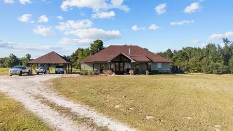 150 Private Road 6421, Palestine, TX 75803