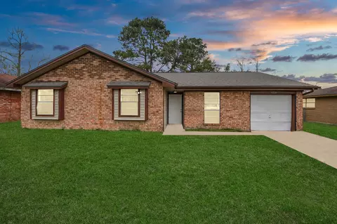 1716 Carver Ave, Richmond, TX 77469