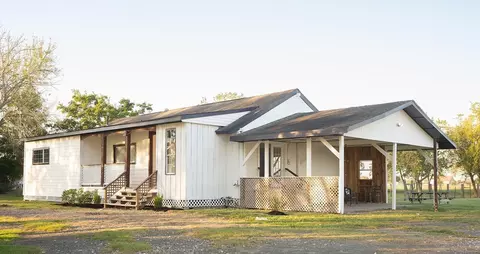14711 Barak Rd, Guy, TX 77444