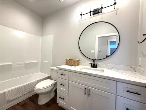 Bath - 75 Oakridge S, Trinity, TX 75862 photo 3 of 3