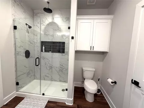 Bath - 75 Oakridge S, Trinity, TX 75862 photo 1 of 3
