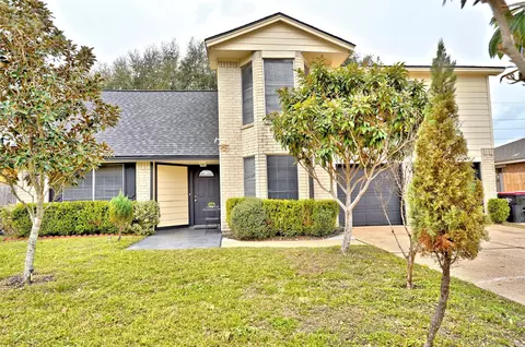 7607 Stamen Dr, Houston, TX 77041