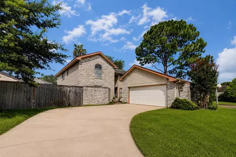 3102 Ashford Bend Dr, Houston, TX 77082