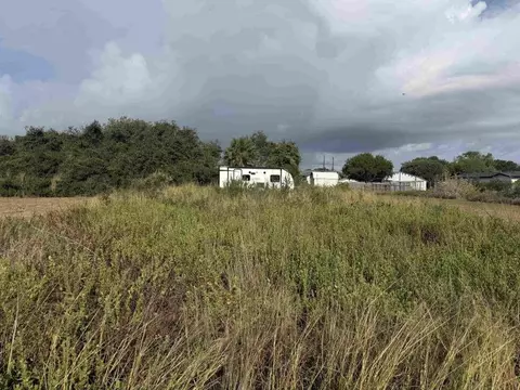 2002 Ridgewood Dr, Corpus Christi, TX 78418