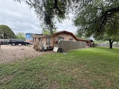 4334 Spring Valley Rd, Houston, TX 77041